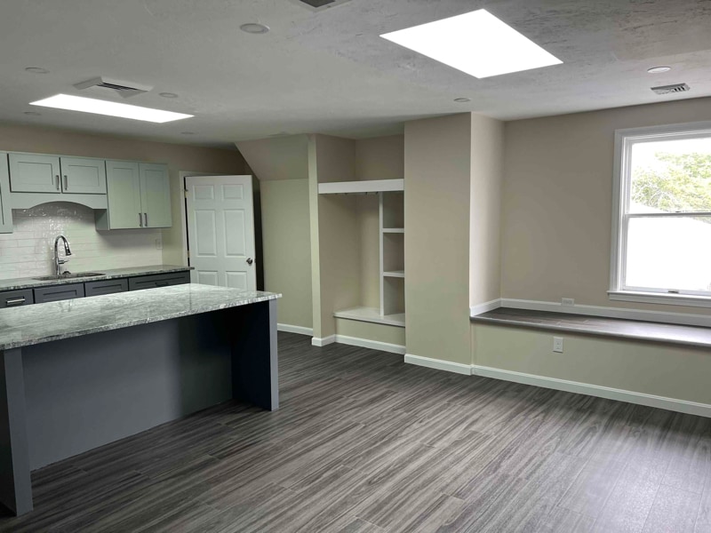 Building Photo - 303 Dillingham Ave