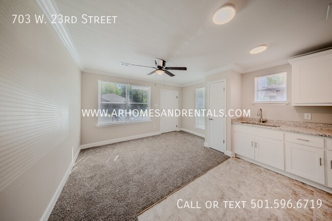 Foto del edificio - 703 W 23rd St