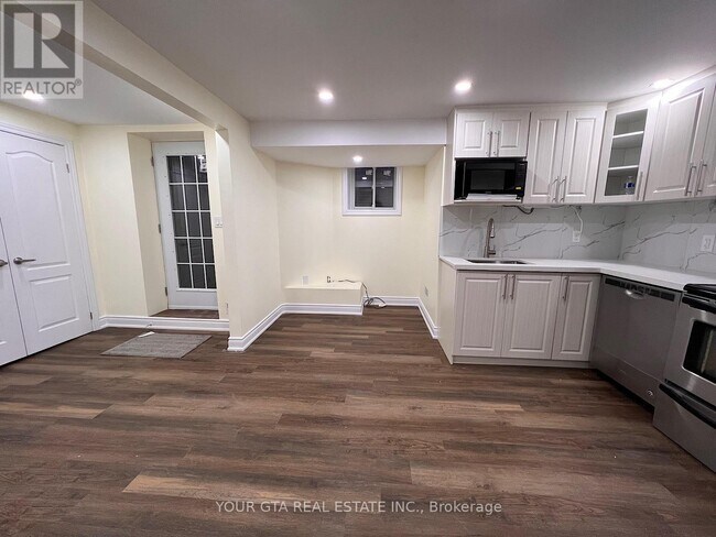 Photo du bâtiment - BSMT - 2164 EIGHTH LINE