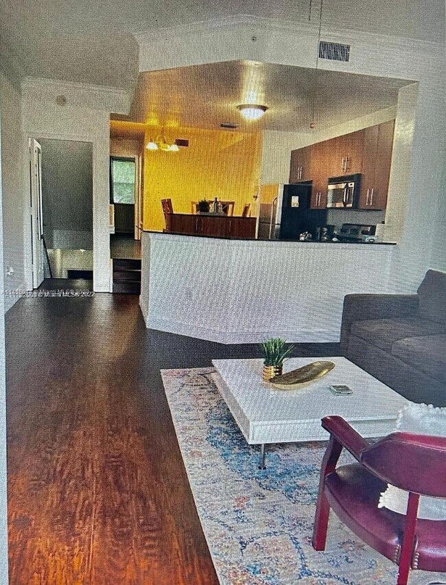 Building Photo - 1321 St Tropez Cir