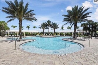 Building Photo - 9192 Glenforest Dr