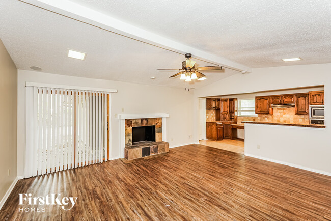 Foto del edificio - 2012 Garden Oaks Drive