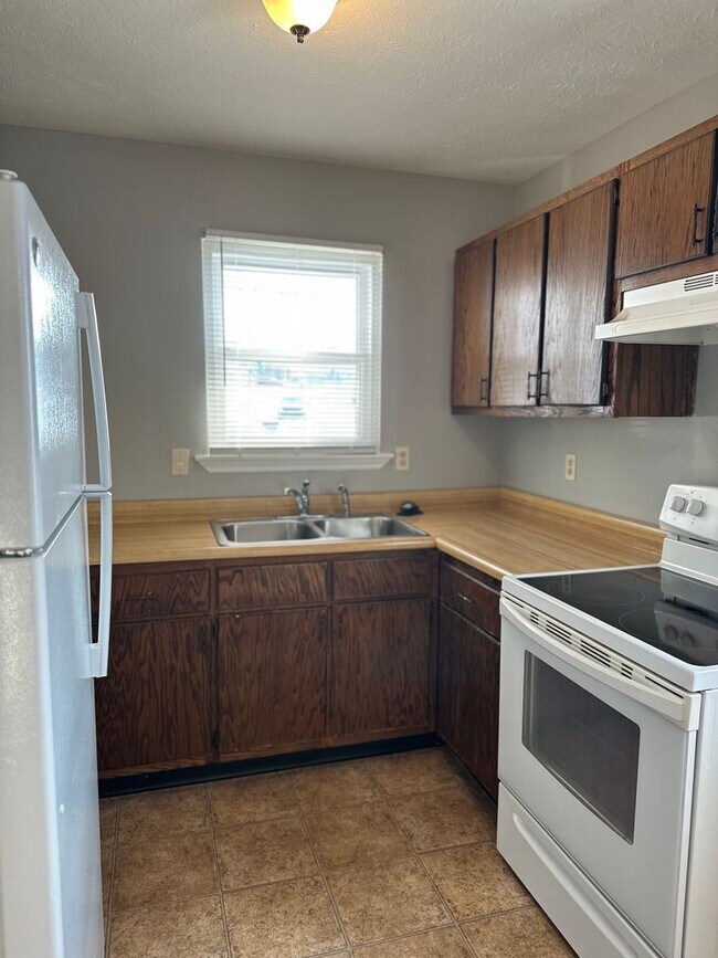 Photo - Paxson Ct Apartment