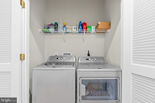 Building Photo - 8328 Gibbs Way