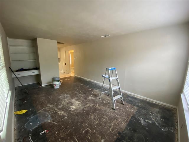 Foto del edificio - 1412 Oakwood Dr