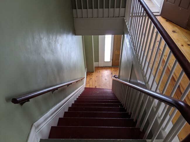 Foto del edificio - 294 Western Ave