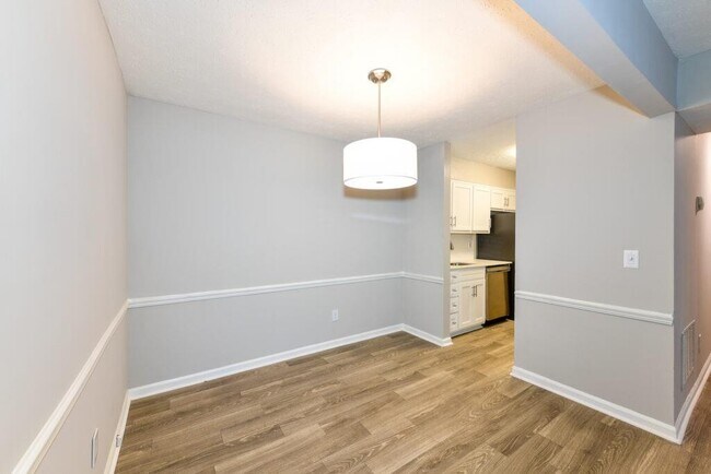 Foto del edificio - 1000 Belmont Park Dr SE