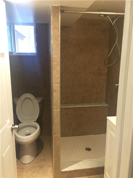 Foto del edificio - 948 Hollywood Ave