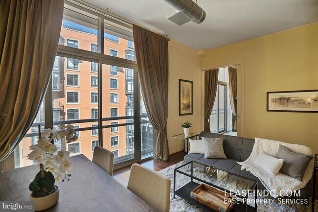Foto del edificio - 811 4th St NW