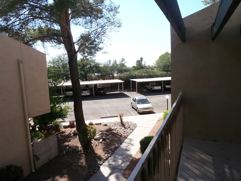 Building Photo - 3/2 at 22nd & Kolb. An upstairs condo in Langley Gardens