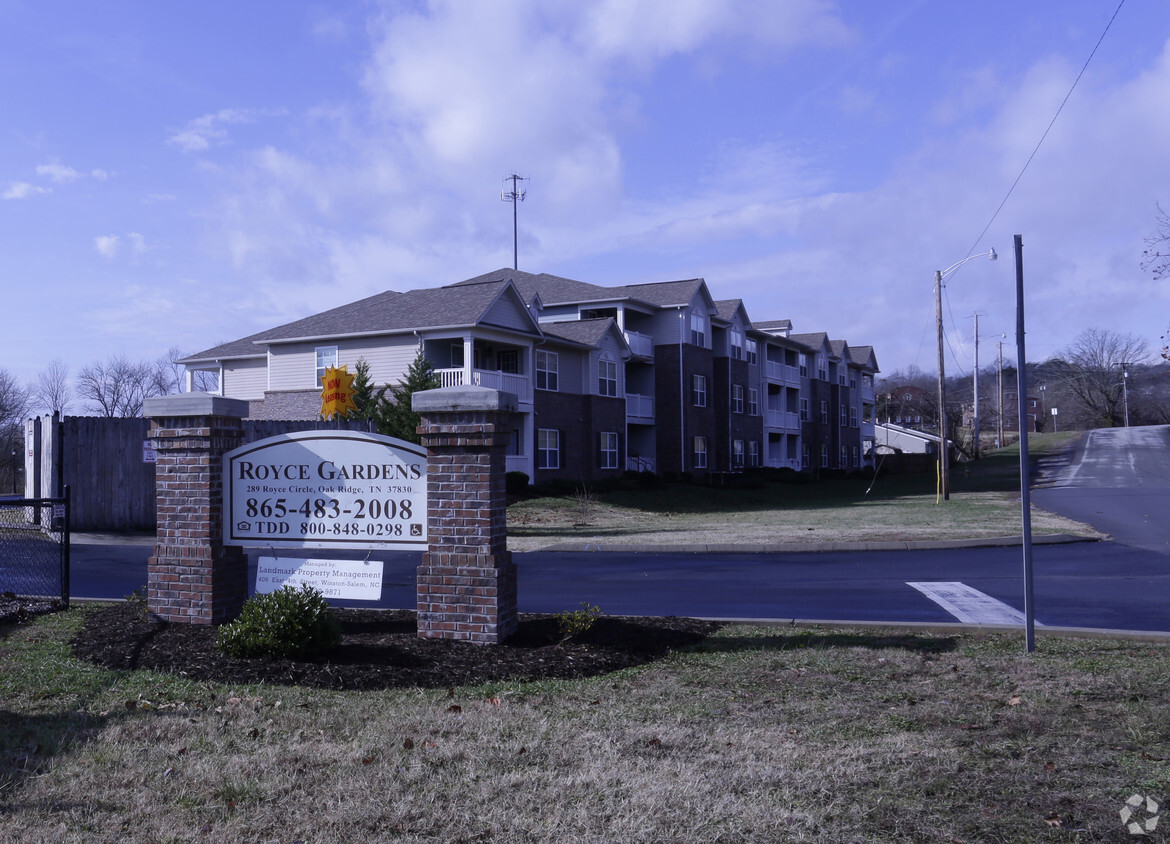 Royce Hill- Income Restrictions Apply - Apartments in Oak Ridge, TN ...