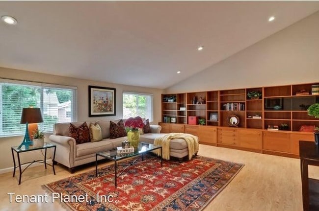 Foto del edificio - 3 br, 2.5 bath House - 10158 Ridgeway Dr