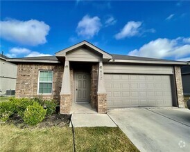 Building Photo - 412 Westminster Dr