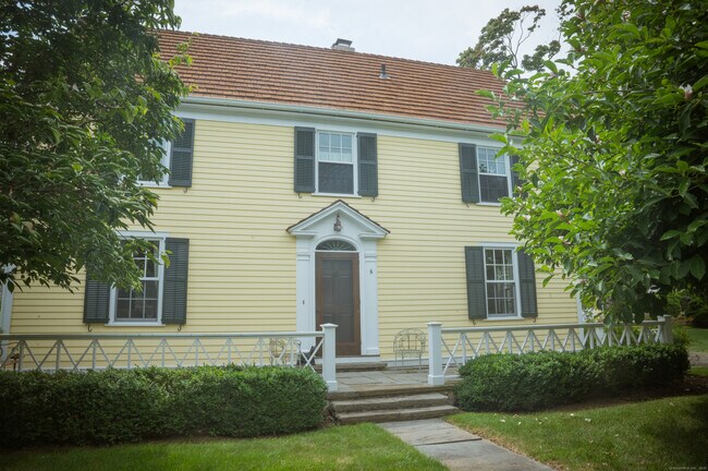 Building Photo - 6 Selden Ave