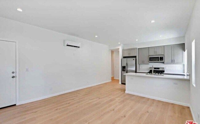 Building Photo - 5234 20th St