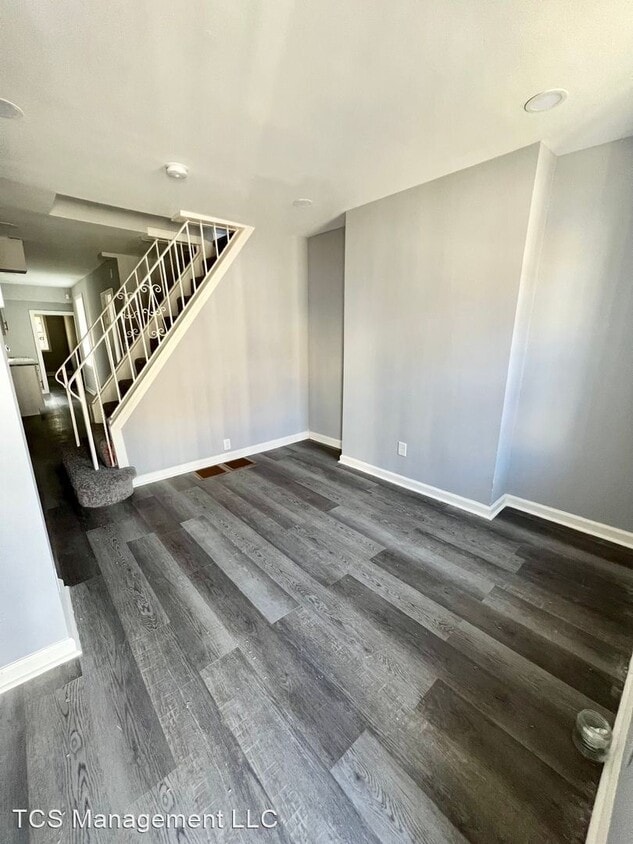 Primary Photo - 3 br, 1.5 bath House - 2557 North Lee Street