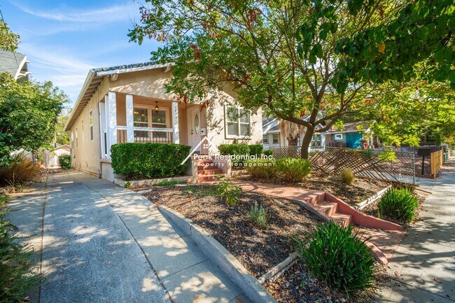 Building Photo - Updated 3bd/2ba Home near UCD Med Center!