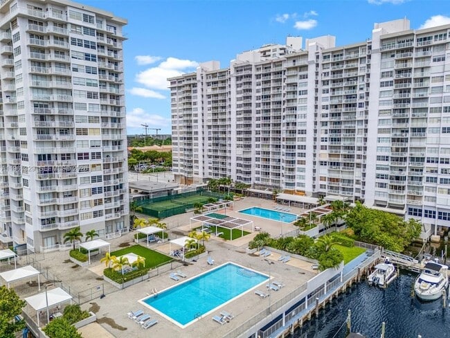 Photo - 18041 Biscayne Blvd Apartment