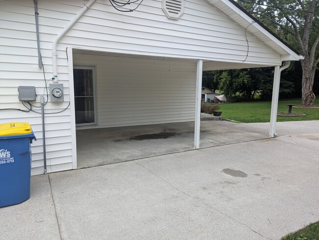 Photo - 908 Columbia Rd House