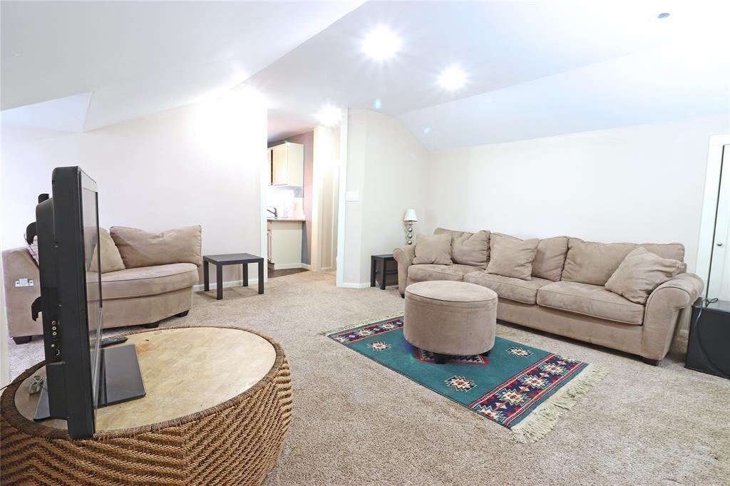 Spacious Living Room - 4412 Rusk St