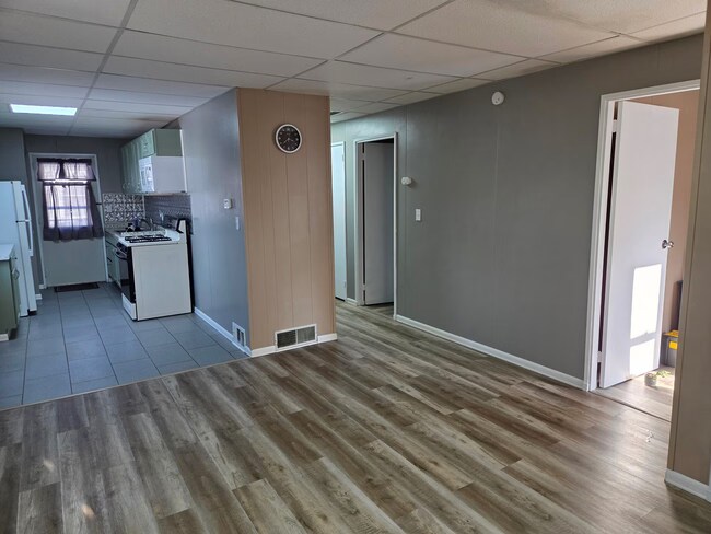 Foto del edificio - 1331 W 22nd St