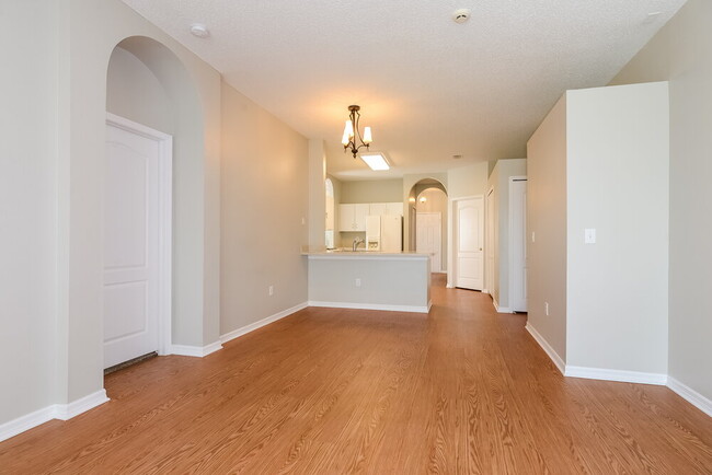 Foto del edificio - 22820 Marsh Wren Dr