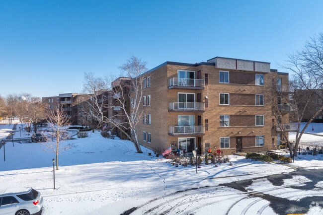 Willow Creek Condominiums