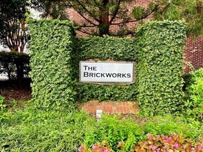 Building Photo - 400 Brickworks Cir NE