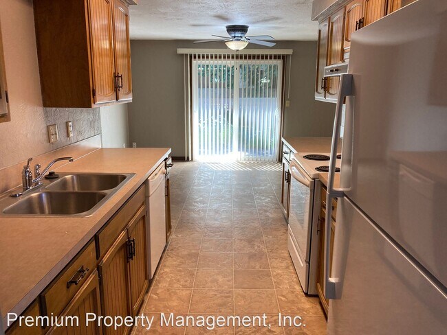 Building Photo - 3 br, 2 bath House - 5419 Joan Drive N