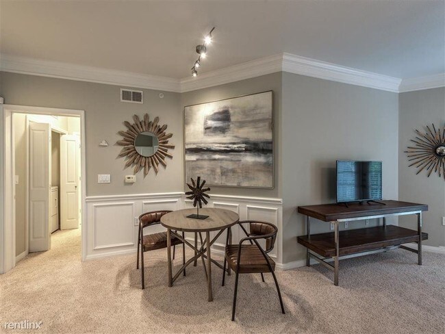 Foto del edificio - 1 br, 1 bath Flat - 2001 Hermann Dr 663sf