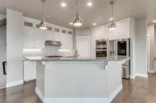 Building Photo - 691 Horizon Dr