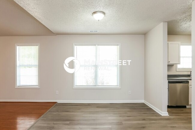 Building Photo - 6802 Browns Mill Walk