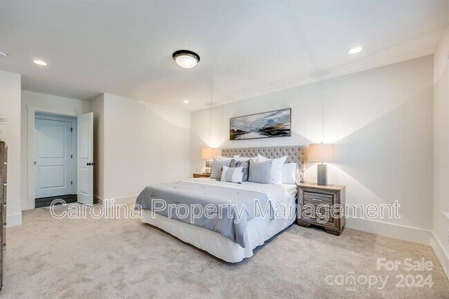 Foto del edificio - 1233 Eastway Dr