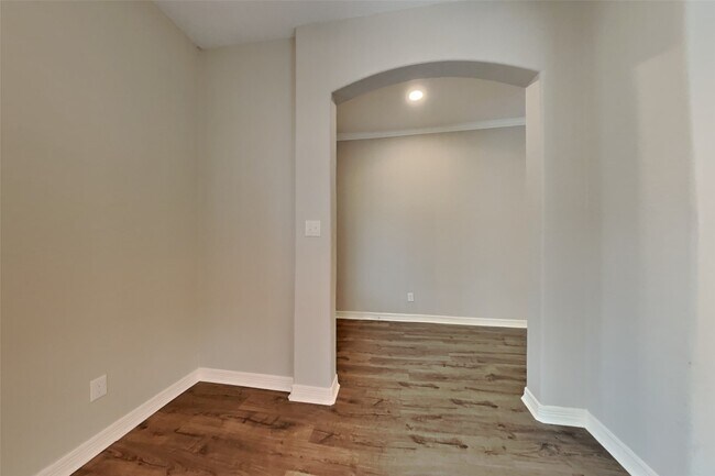 Foto del edificio - 6827 Kotlan Ct