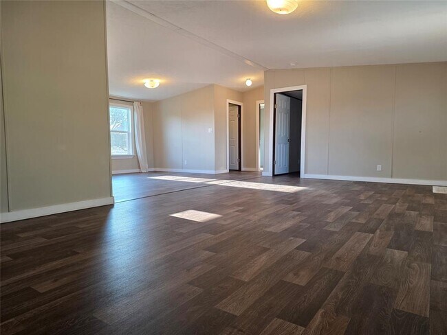 Foto del edificio - 1139 E Old Hallettsville Rd