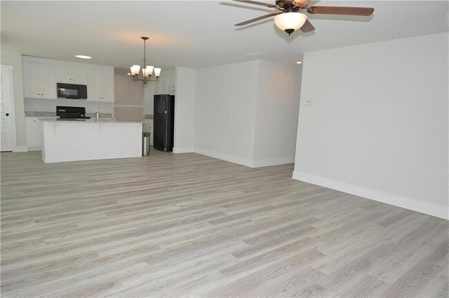 Foto del edificio - 45 Haddington Ct