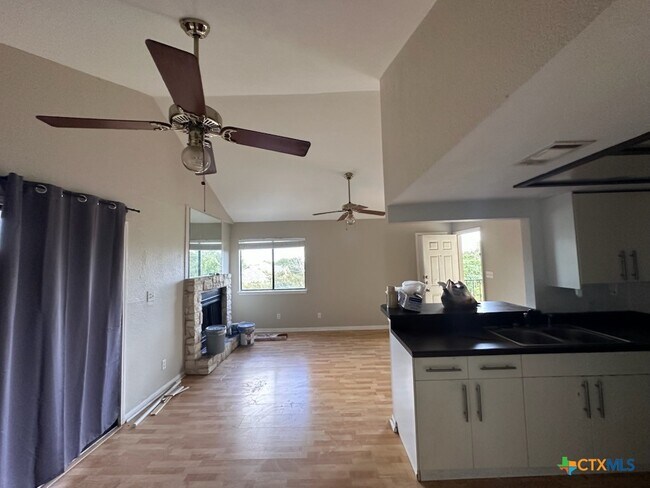 Building Photo - 1013 Chestnut St