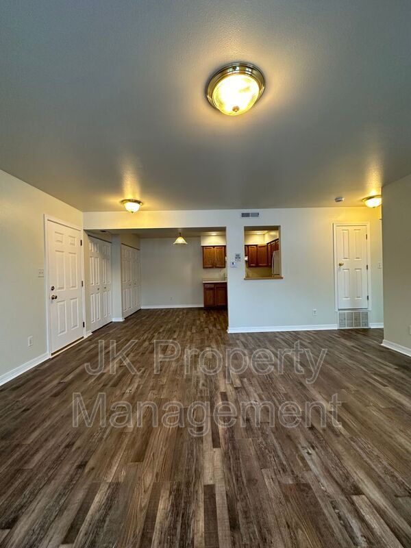 Foto del edificio - 1210 5th St S