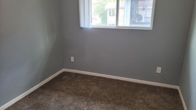 Foto del edificio - 806 Jefferson Ave