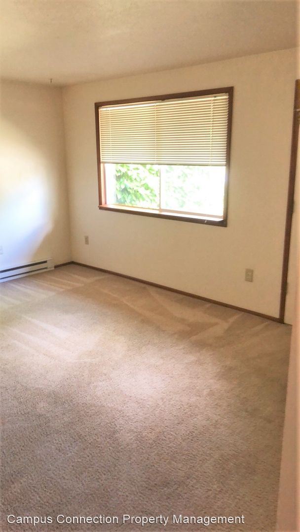 Building Photo - 3 br, 1 bath House - 2182 Kincaid
