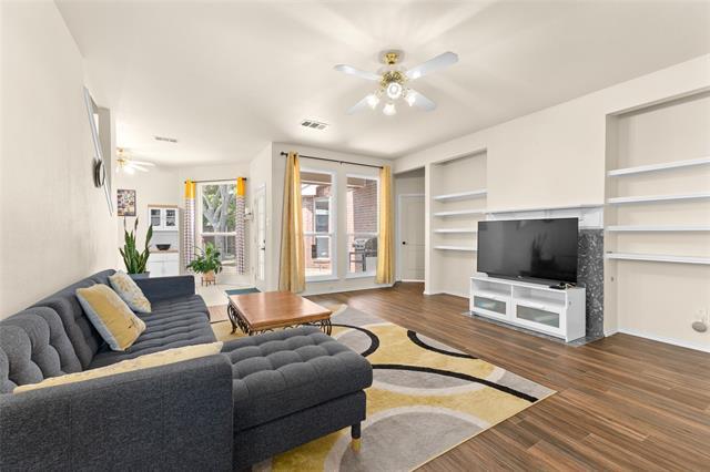 Building Photo - 9605 Presthope Dr