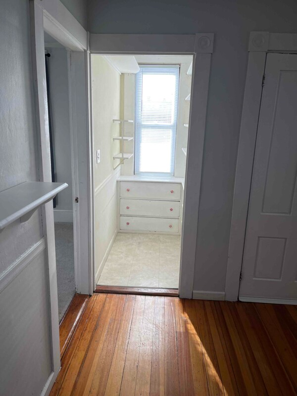 240 Middle St Unit 2, New Bedford, MA 02740 Room for Rent in New