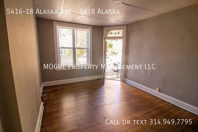 Foto del edificio - 5416 Alaska Ave