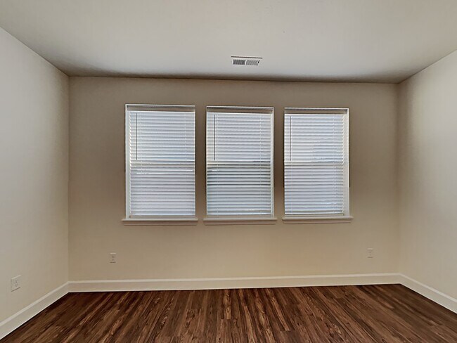 Building Photo - 3648 S Natural Way