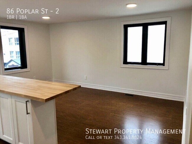 Photo du bâtiment - 86 Poplar St