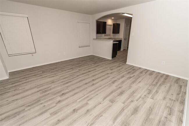 Building Photo - 2546 Coho Dr