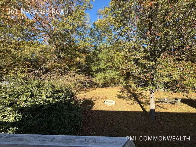 Building Photo - 361 Mahanes Rd