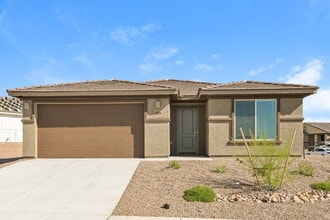 Building Photo - 13854 E Red Oaks Dr