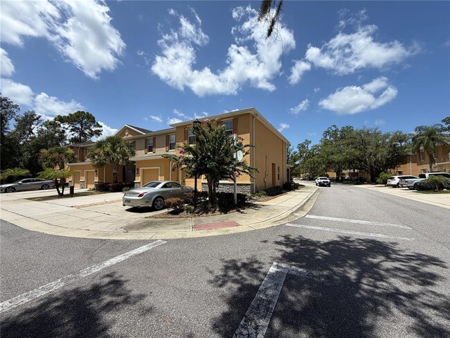 Foto del edificio - 8448 Pine River Rd