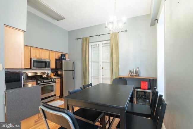 Foto del edificio - 1619 Spruce St
